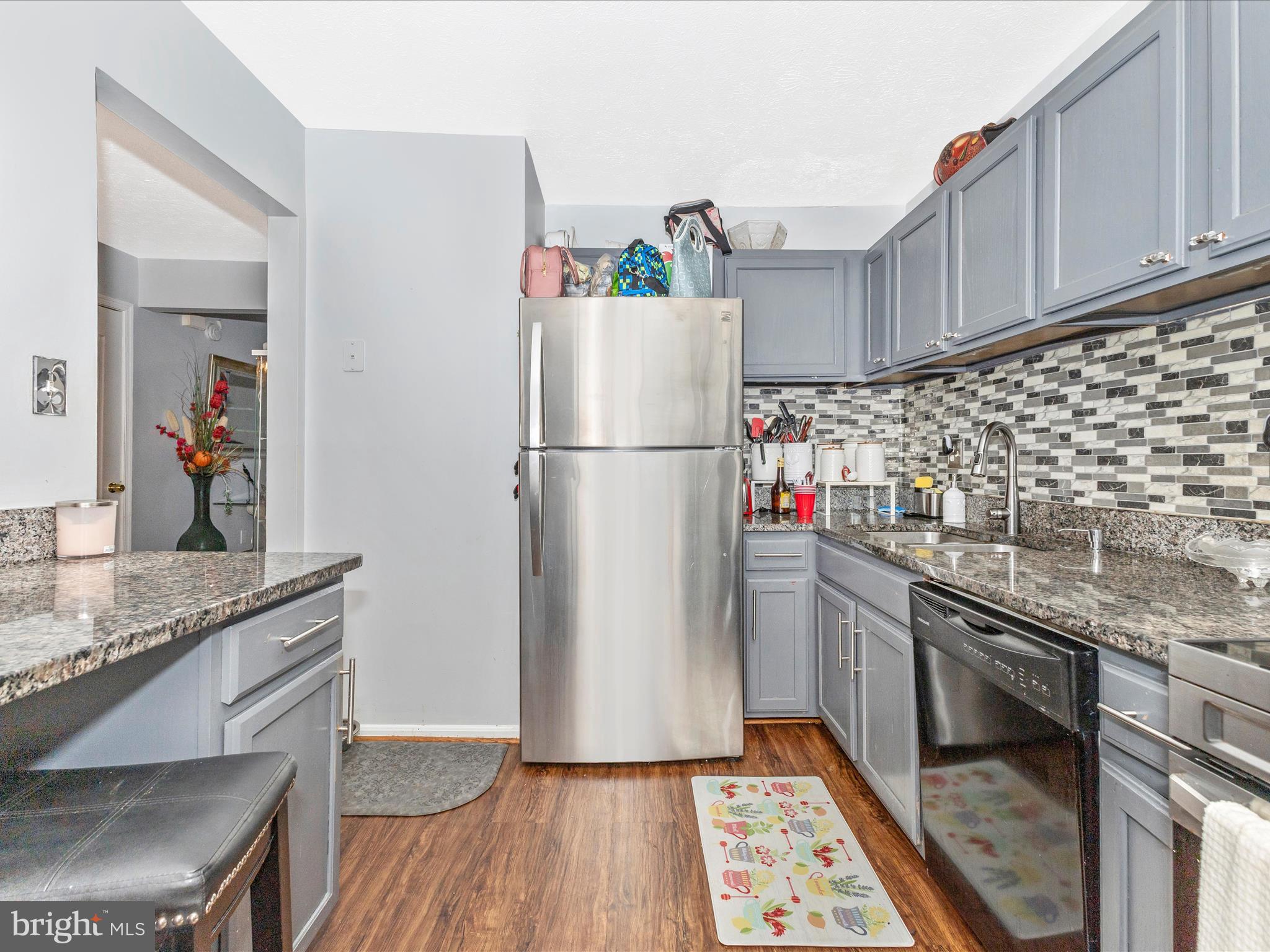 CAPITAL VIEW - Residential