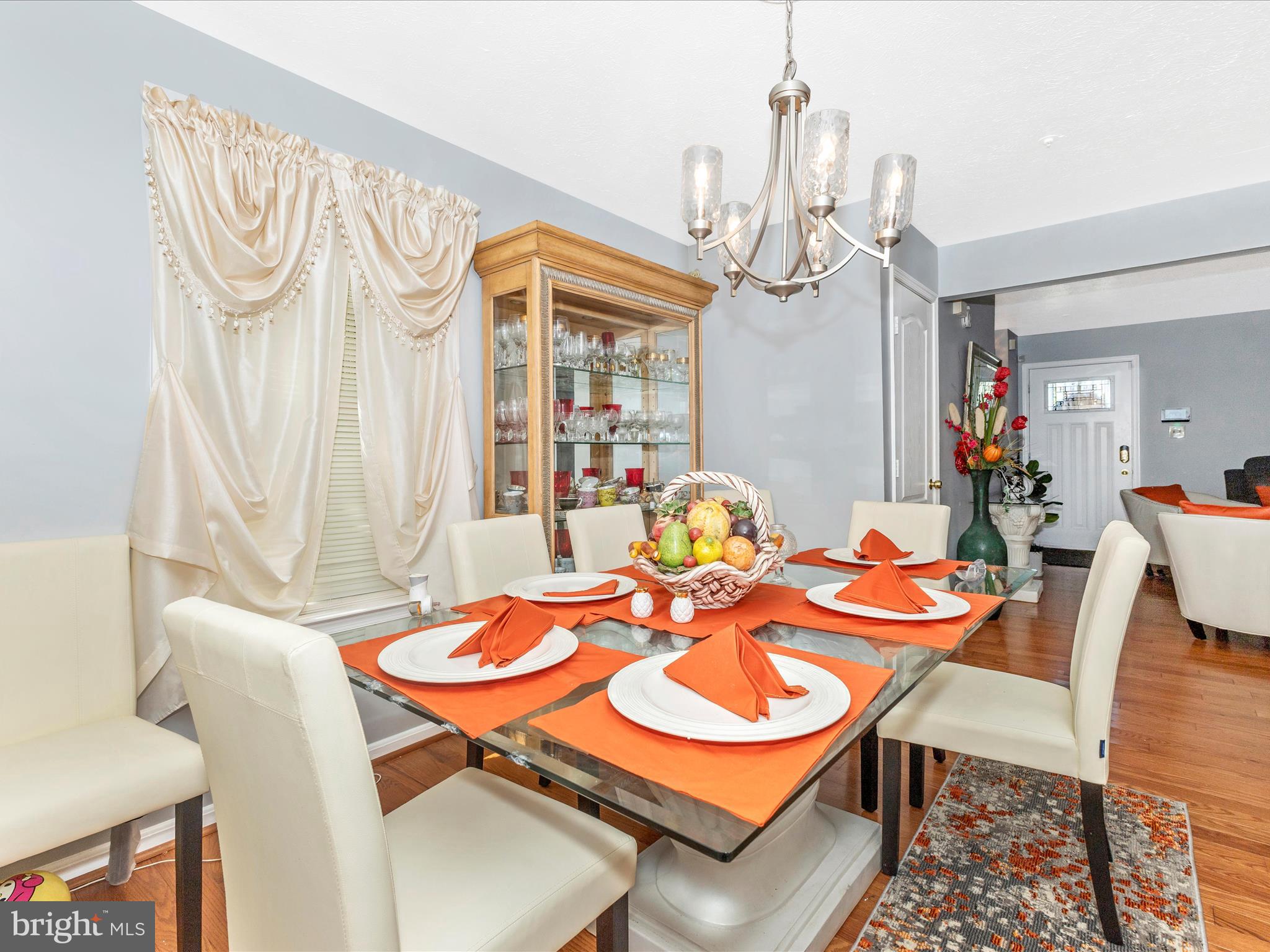 CAPITAL VIEW - Residential