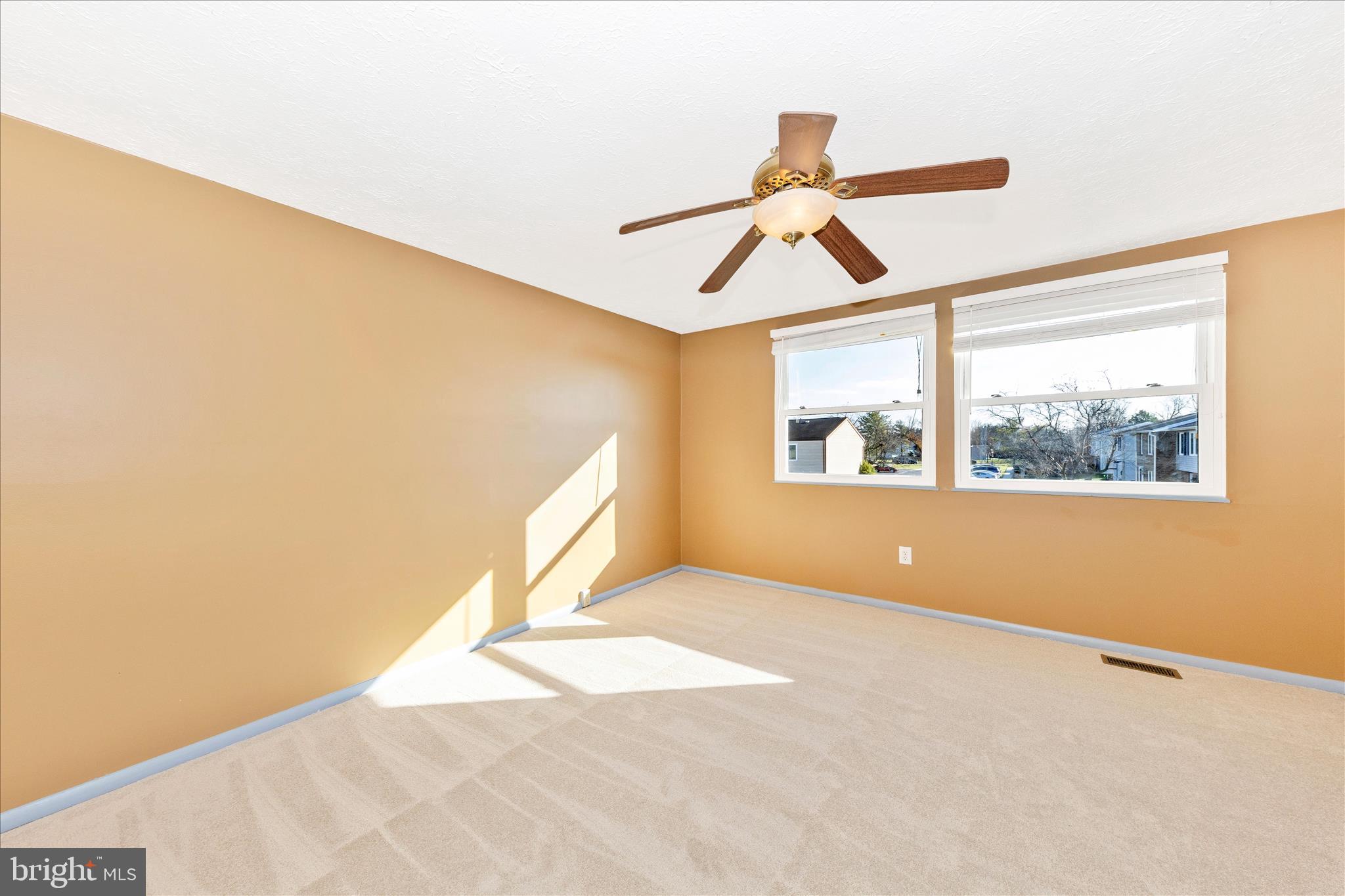 FARMBROOK - Residential