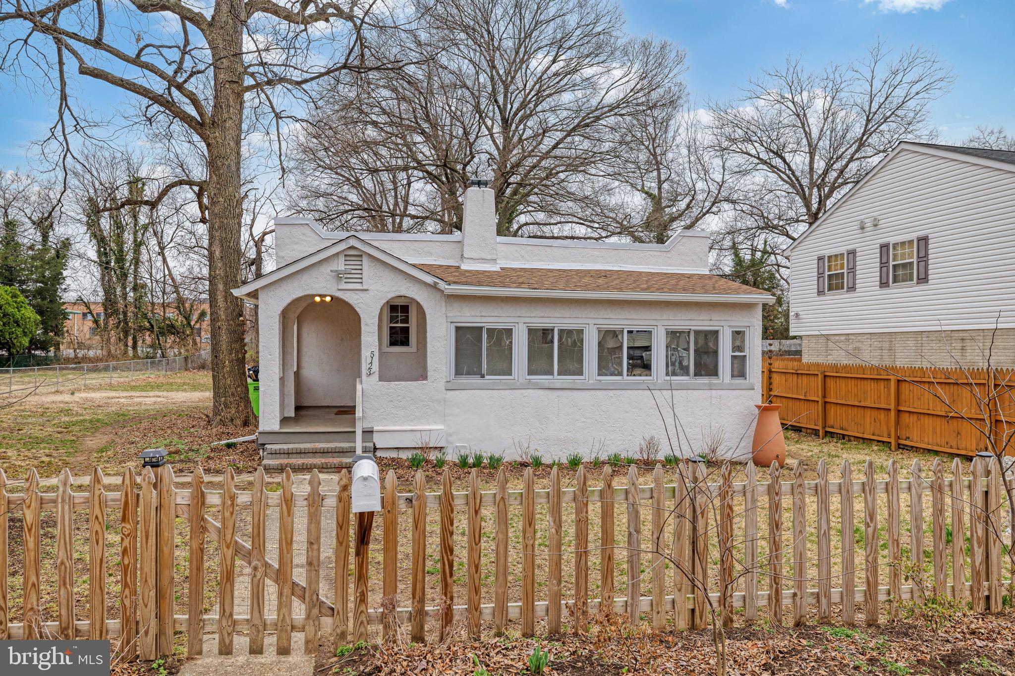 EDMONSTON - Residential Lease