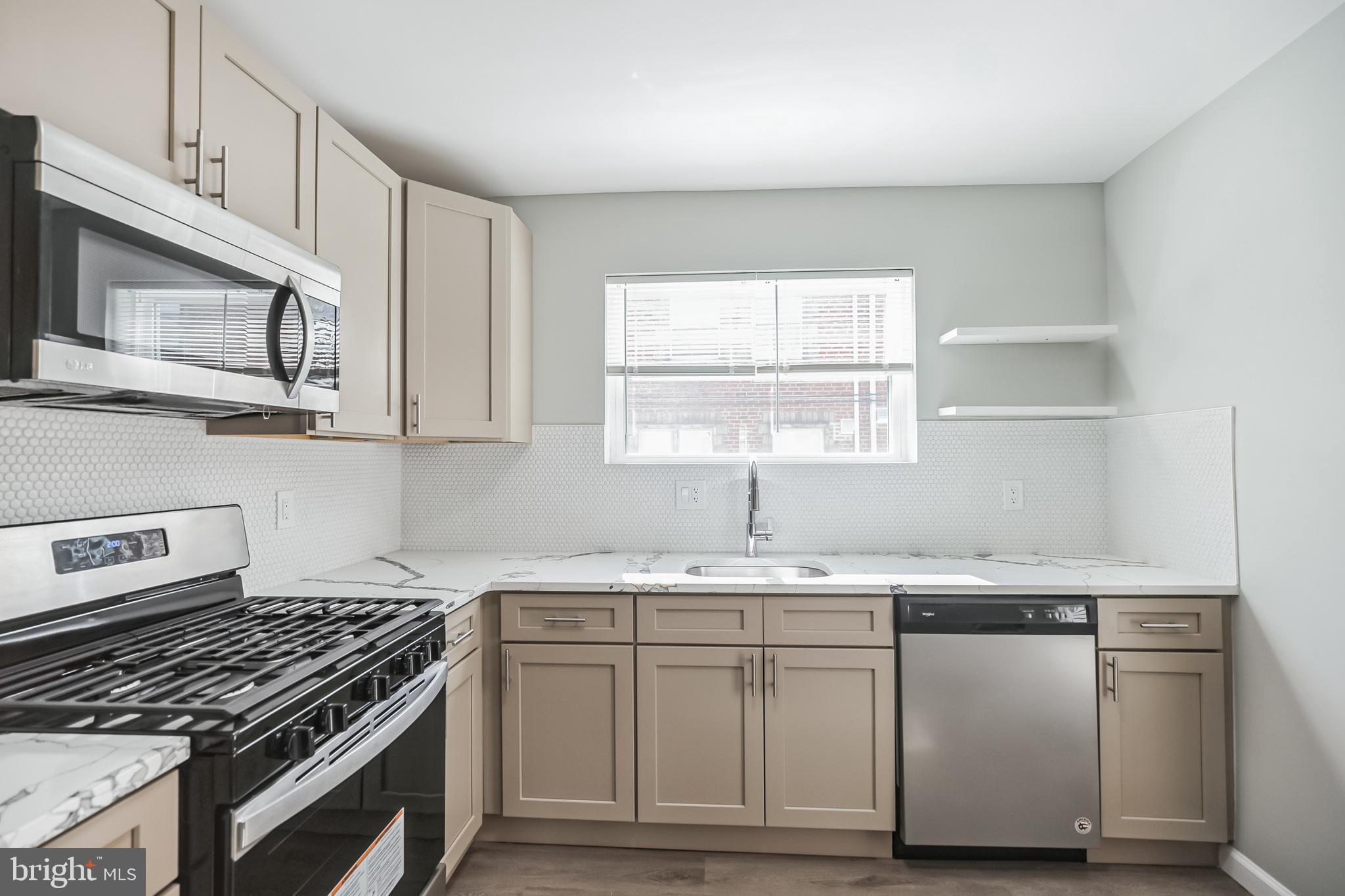 MAYFAIR - Residential