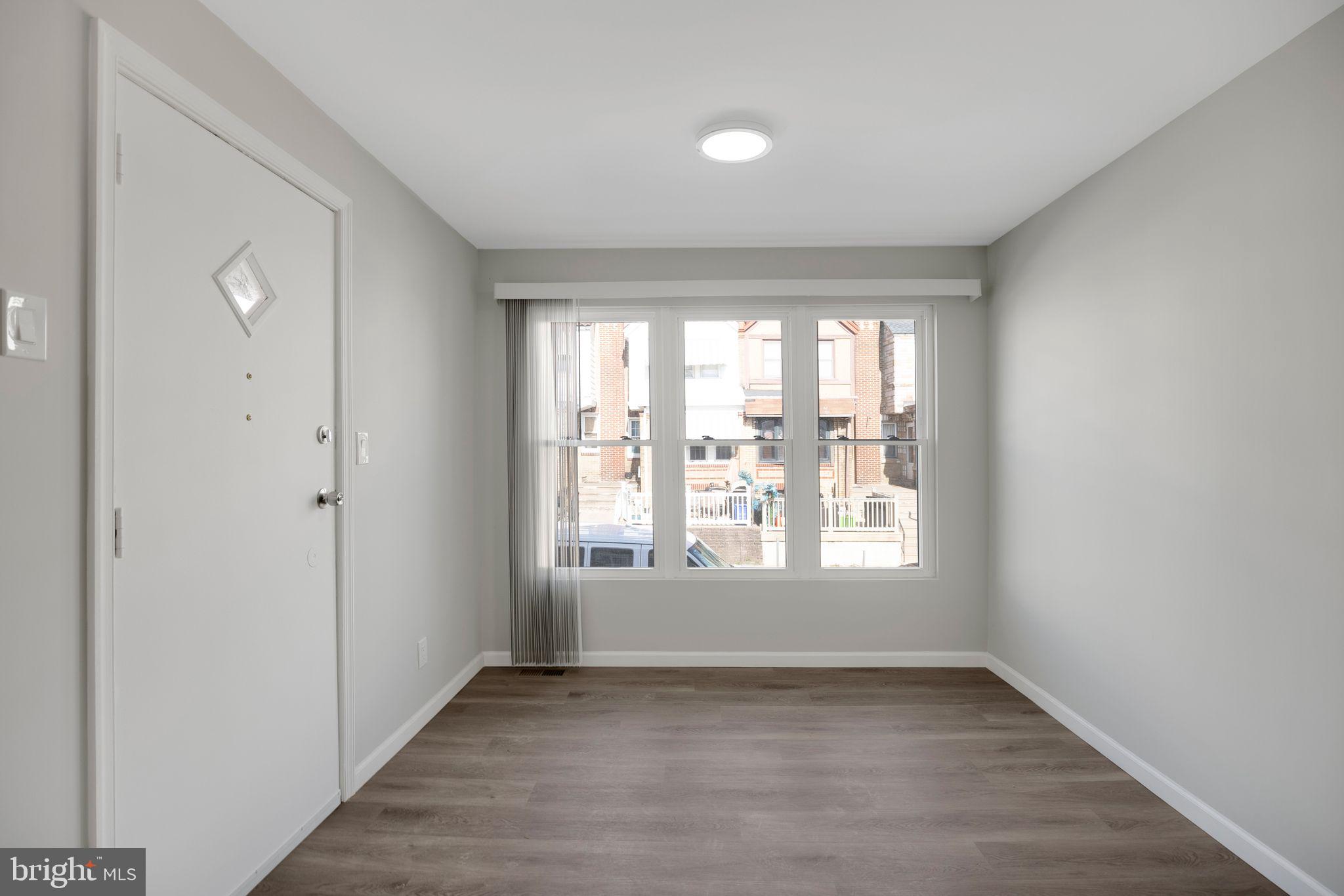 MAYFAIR - Residential