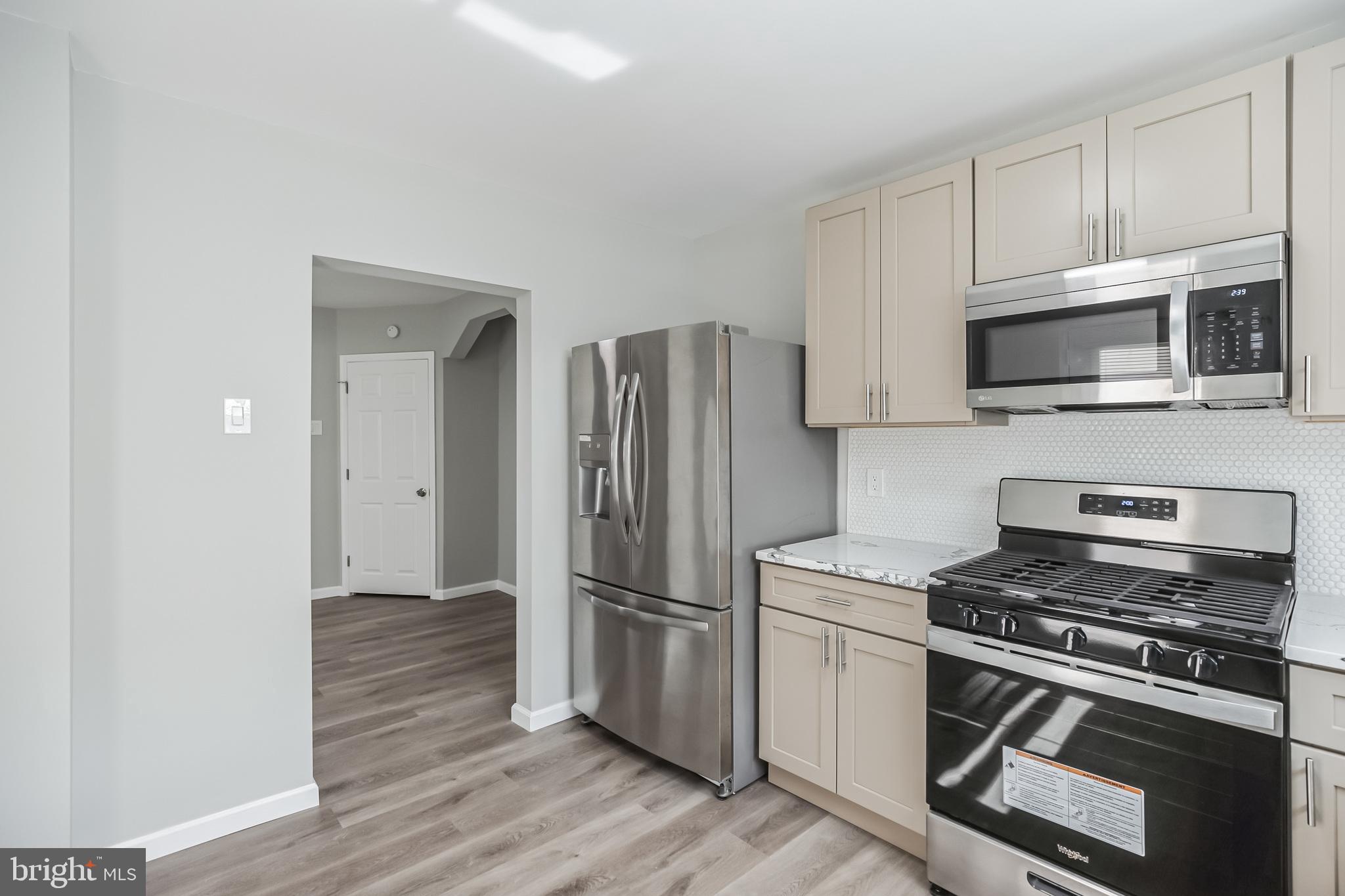 MAYFAIR - Residential