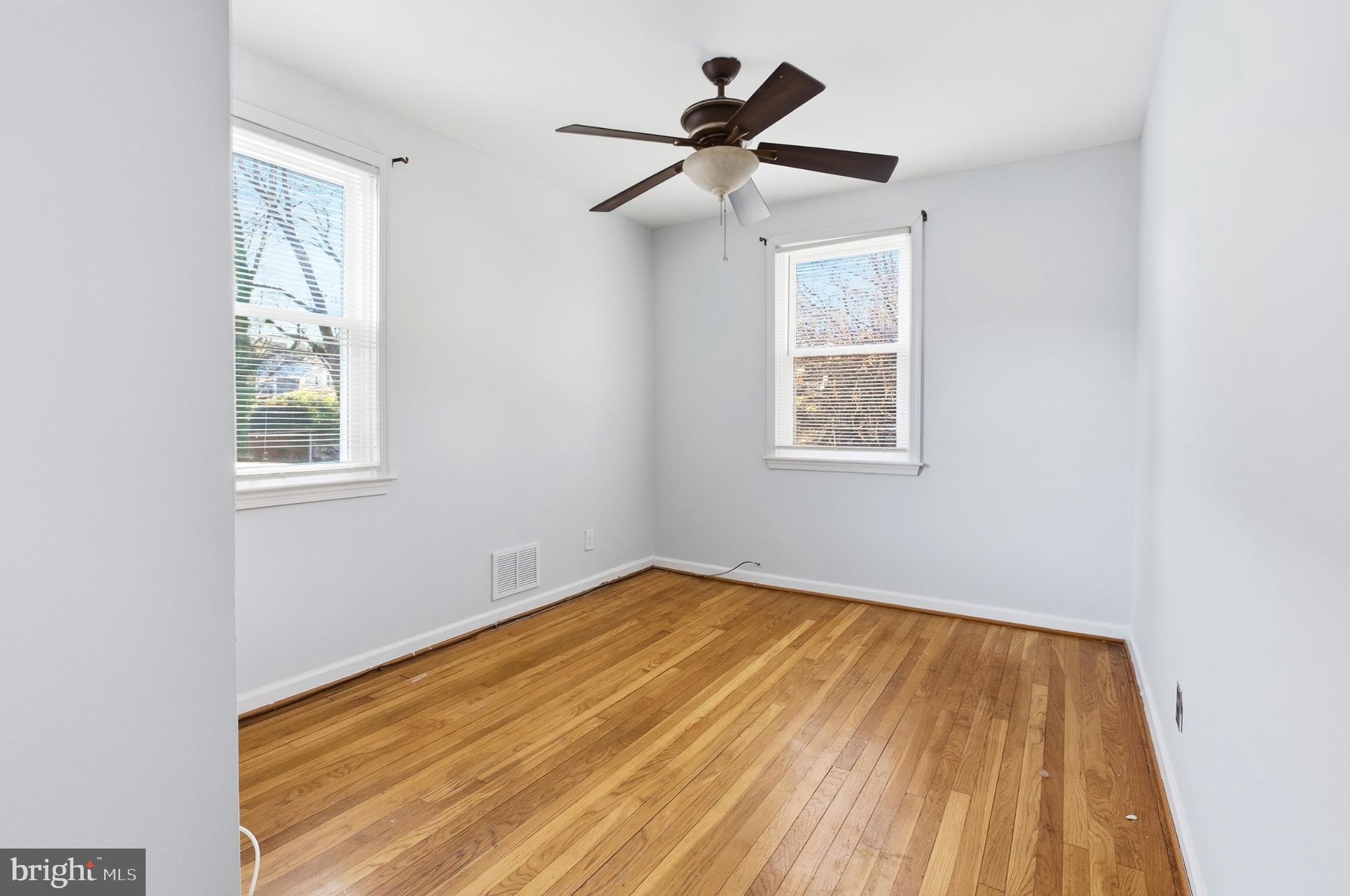 GARDENVILLE - Residential