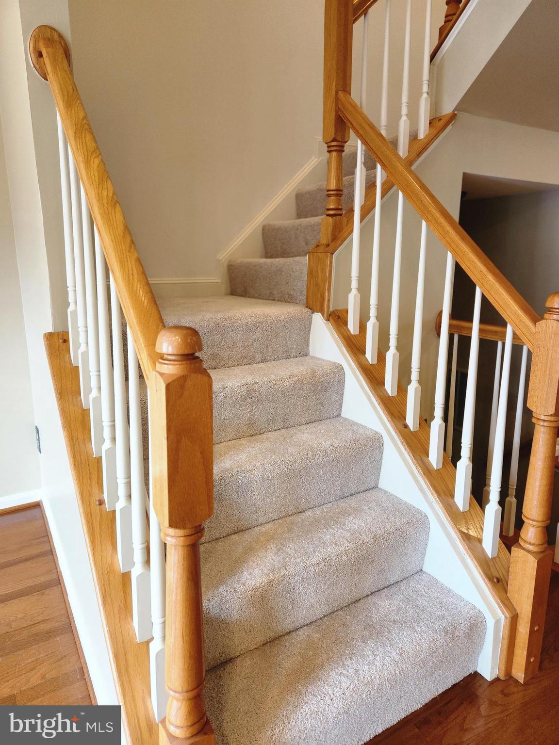 LAKECREST - Residential Lease