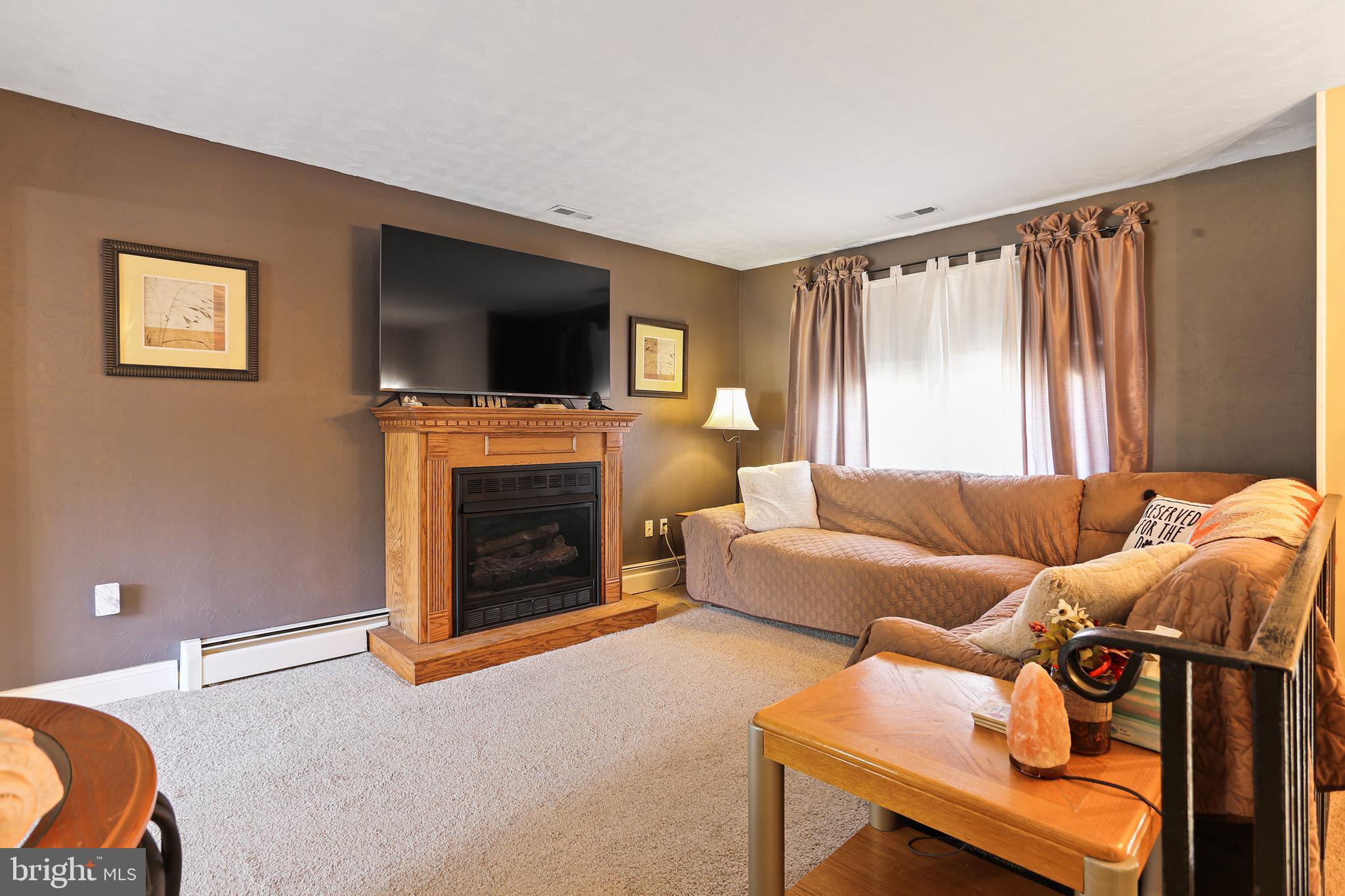 HARRIS HEIGHTS - Residential