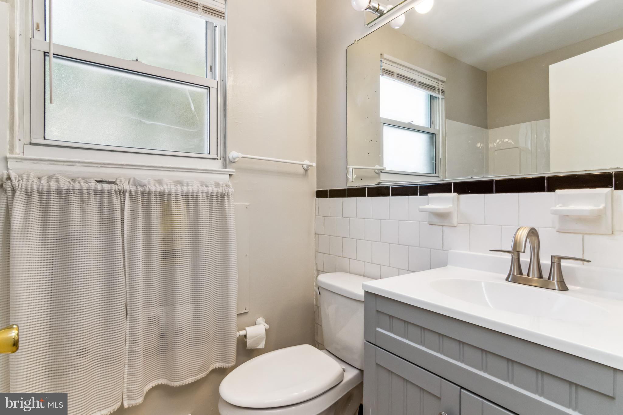 MEDFIELD - Residential Lease