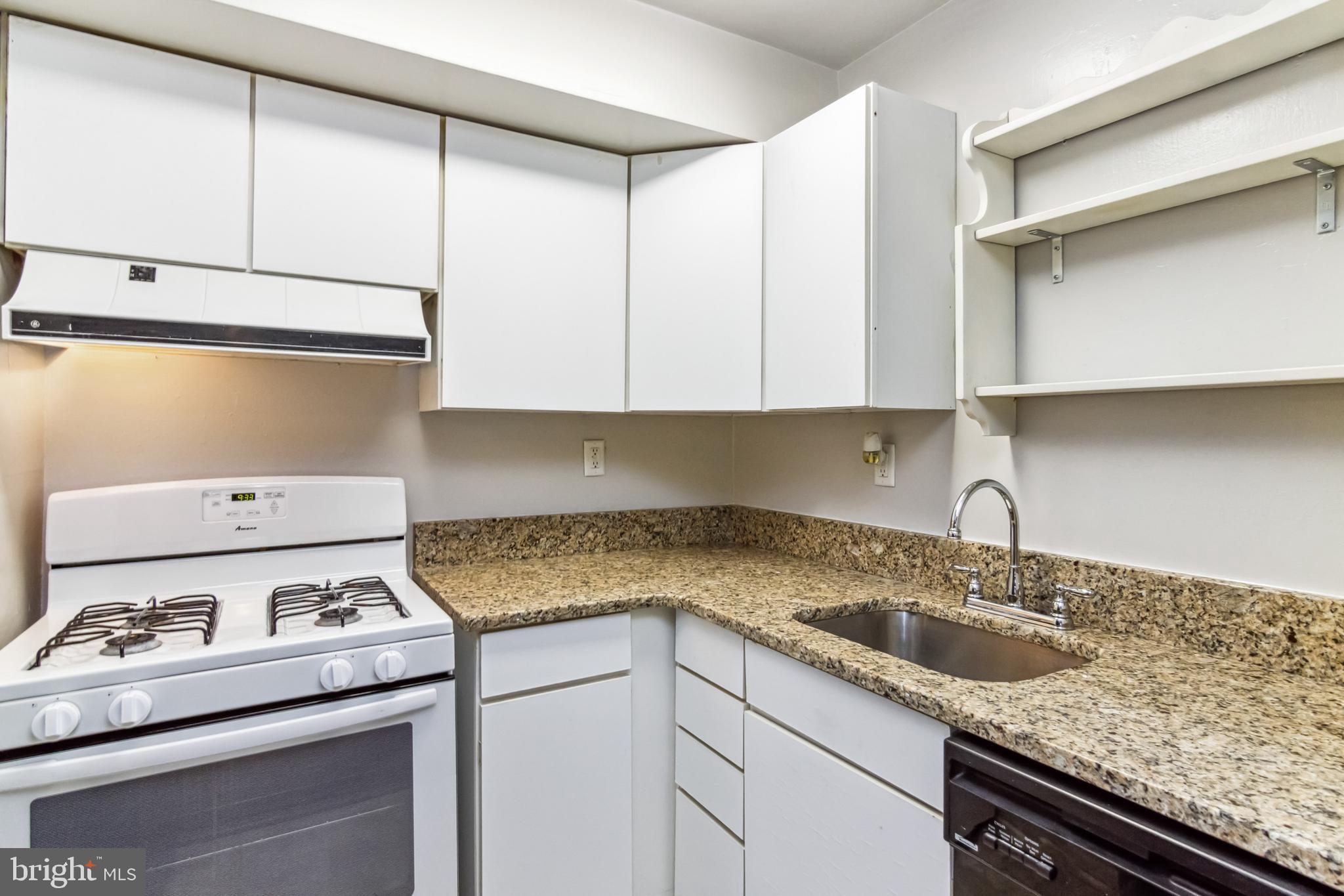 MEDFIELD - Residential Lease