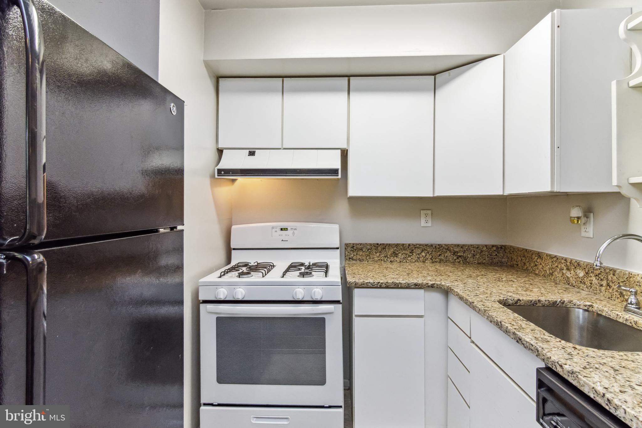 MEDFIELD - Residential Lease