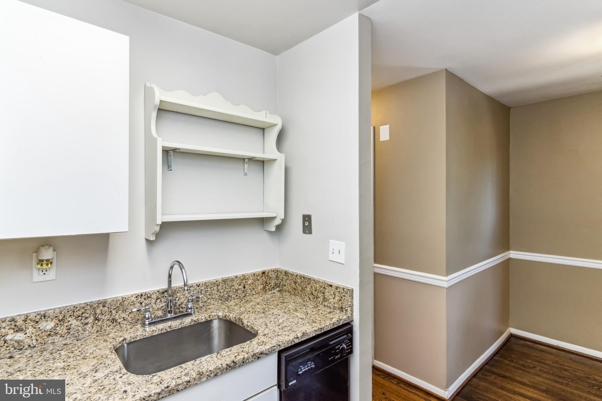 MEDFIELD - Residential Lease