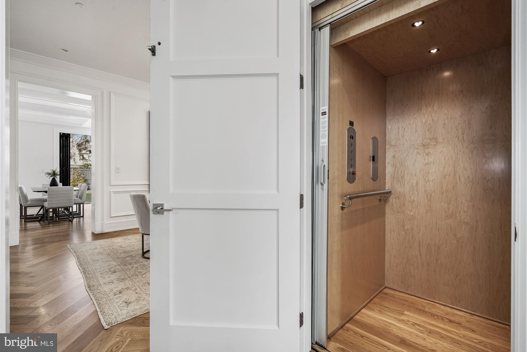 WESLEY HEIGHTS - Residential