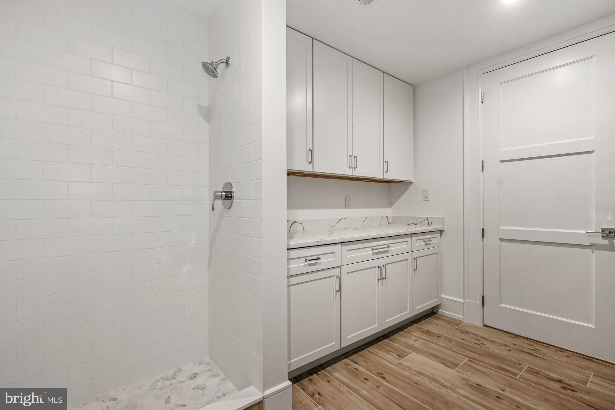 WESLEY HEIGHTS - Residential