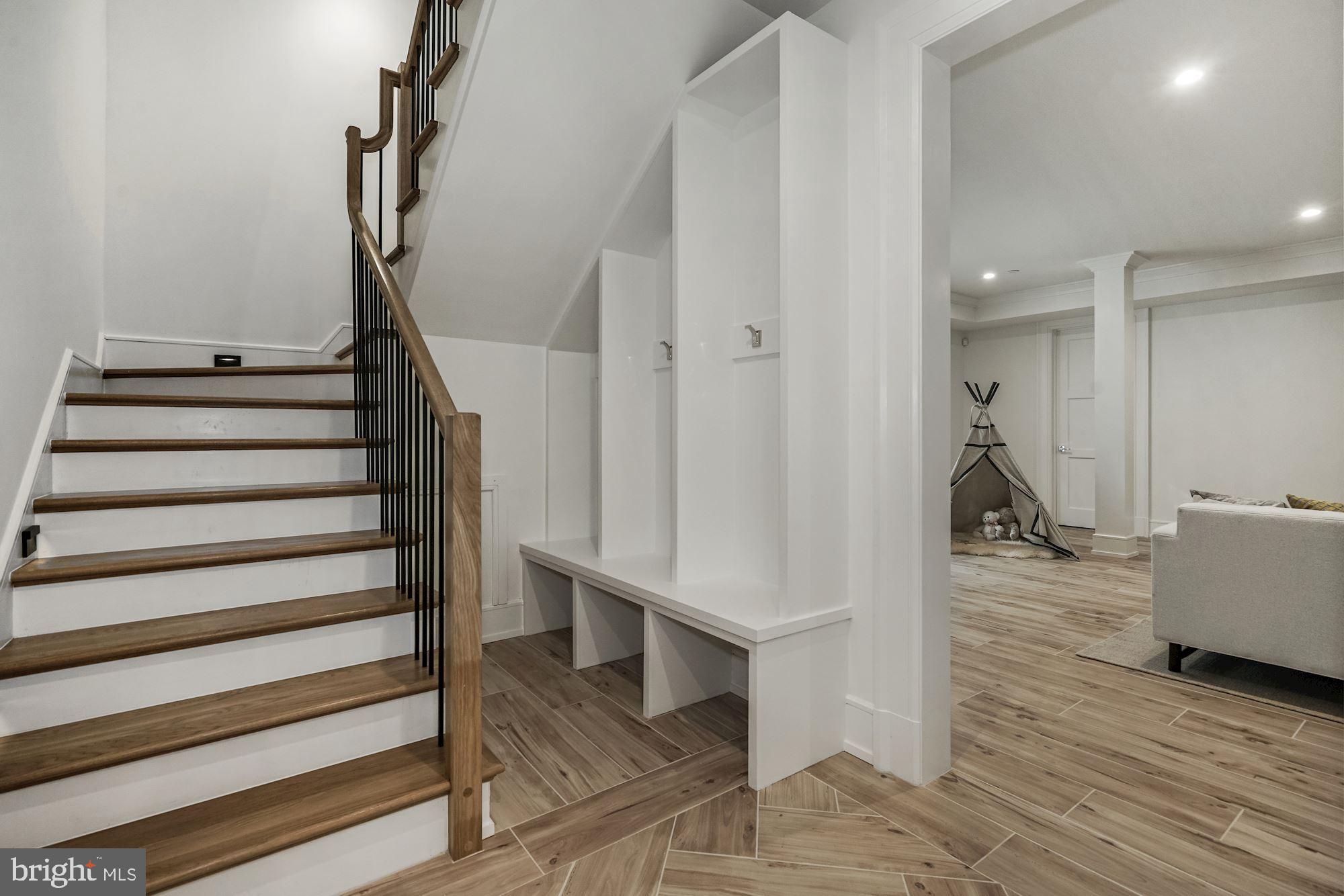 WESLEY HEIGHTS - Residential