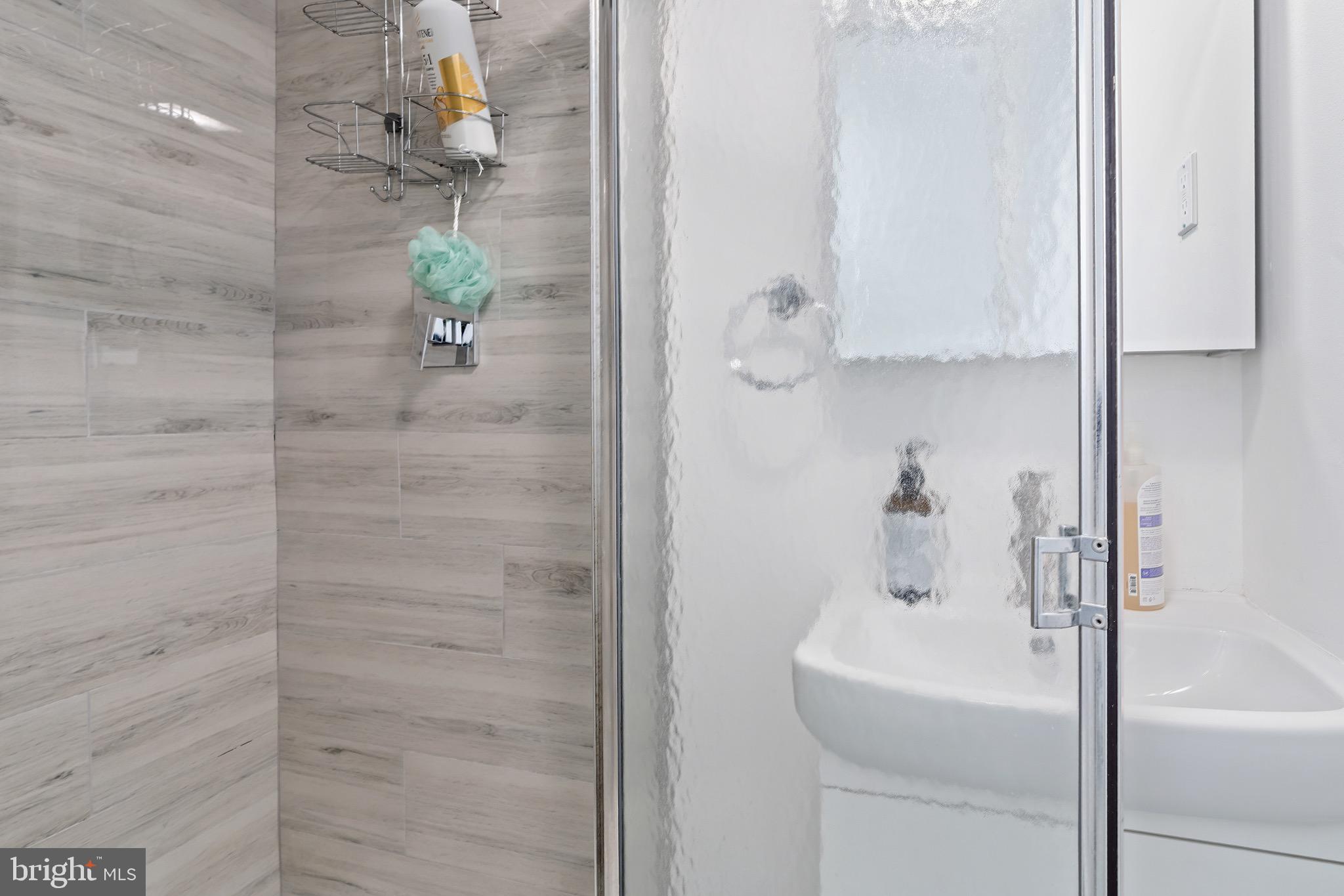 COLVIN RUN - Residential