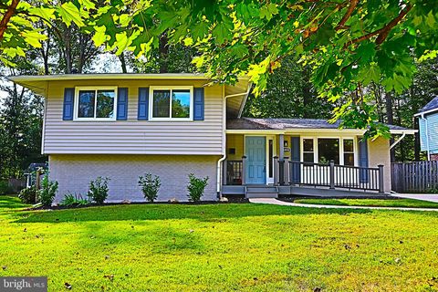 Photo of 13800 Flint Rock Road, ROCKVILLE, MD 20853 (MLS # MDMC2203966)