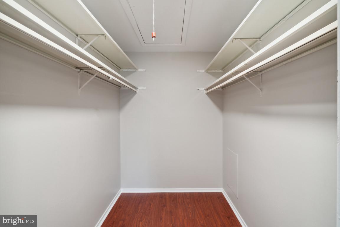 NATHANS HILL - Residential