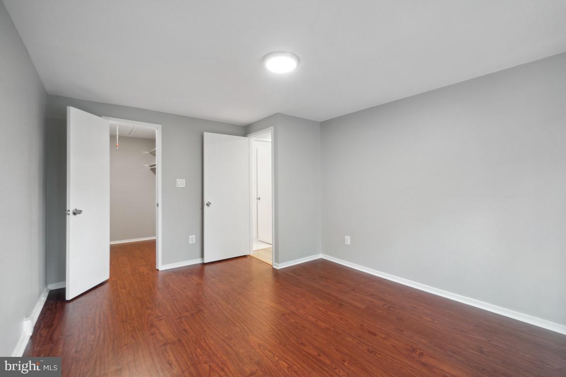 NATHANS HILL - Residential