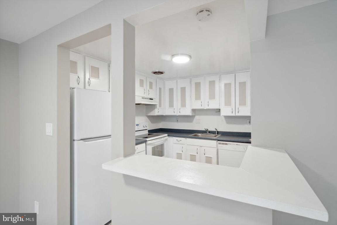 NATHANS HILL - Residential