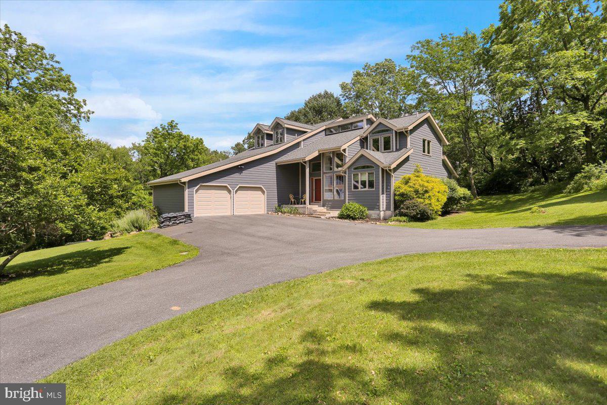 6 SADOWSKI DRIVE