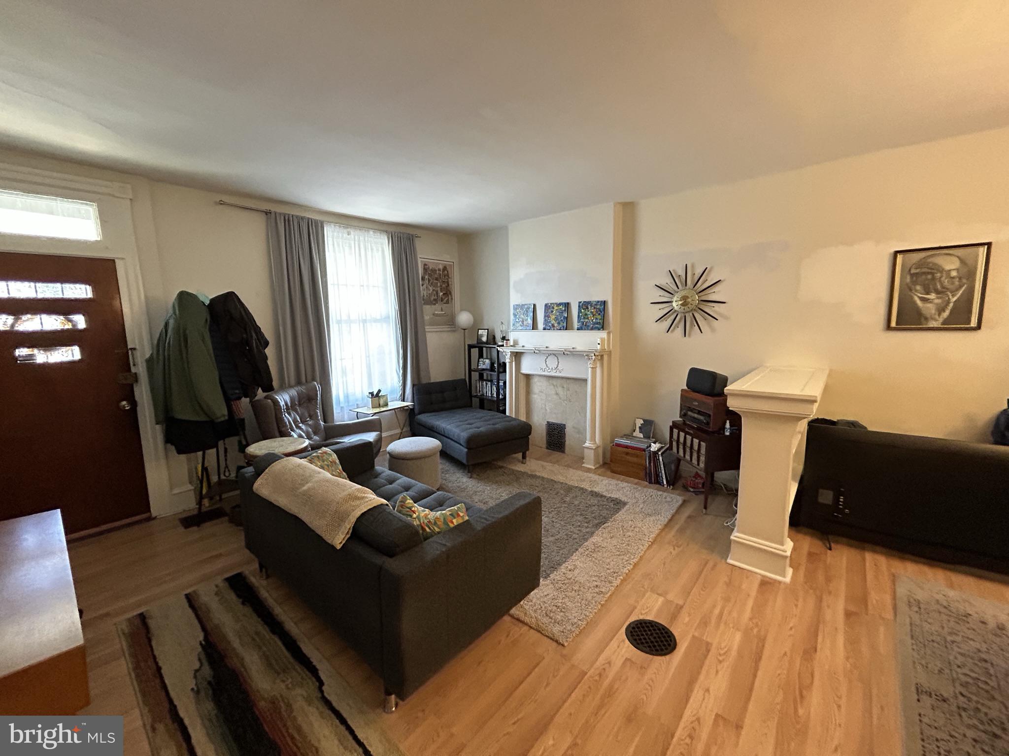 ROXBOROUGH - Residential Lease