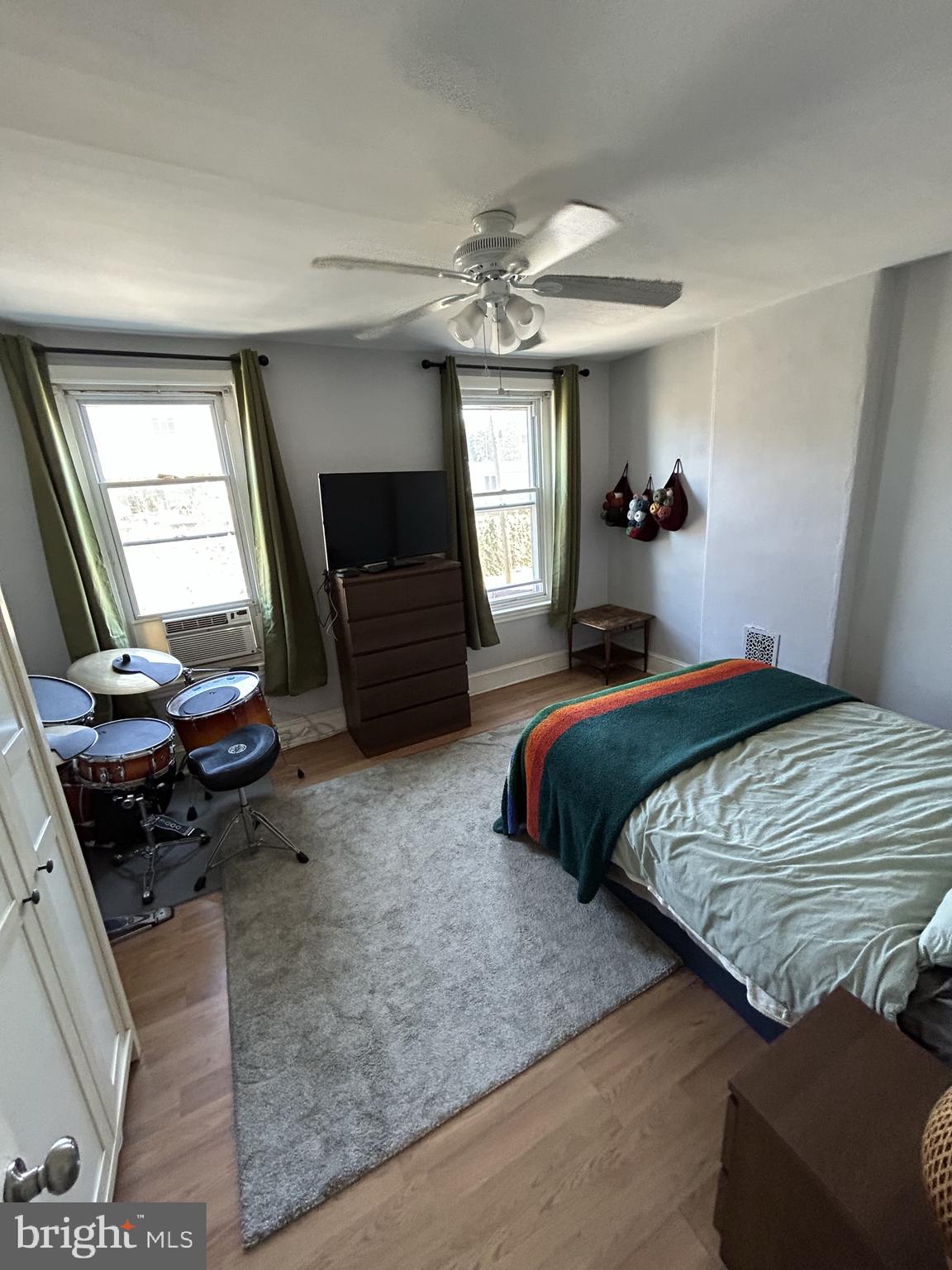 ROXBOROUGH - Residential Lease