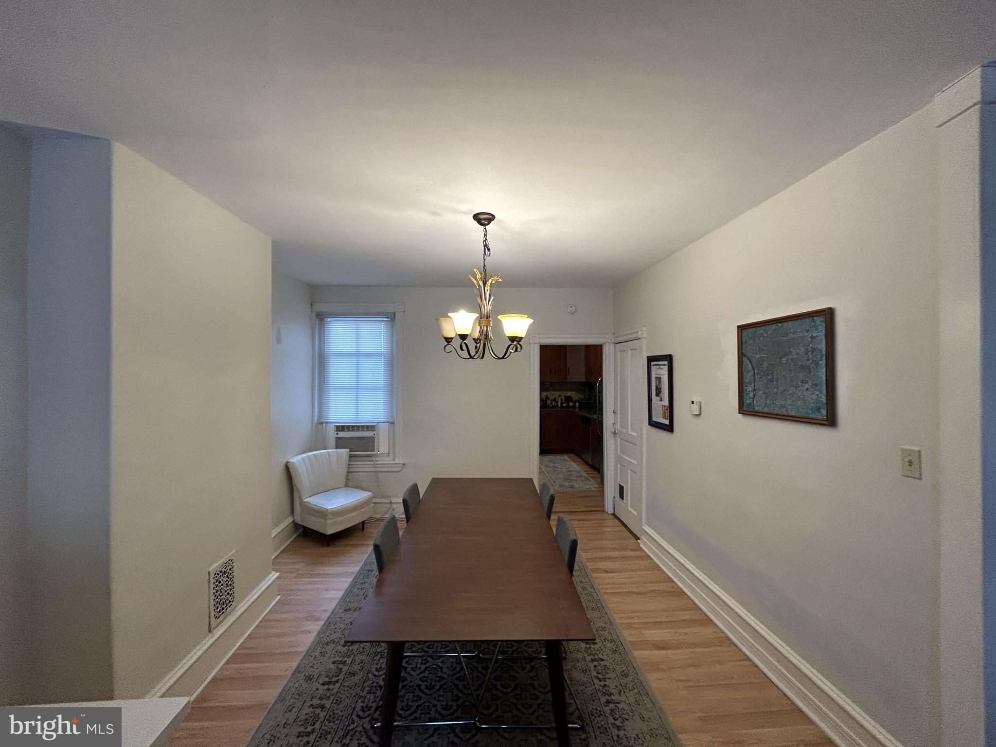 ROXBOROUGH - Residential Lease