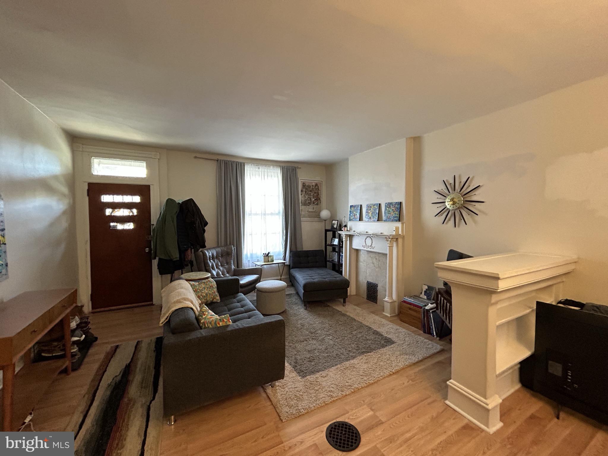 ROXBOROUGH - Residential Lease