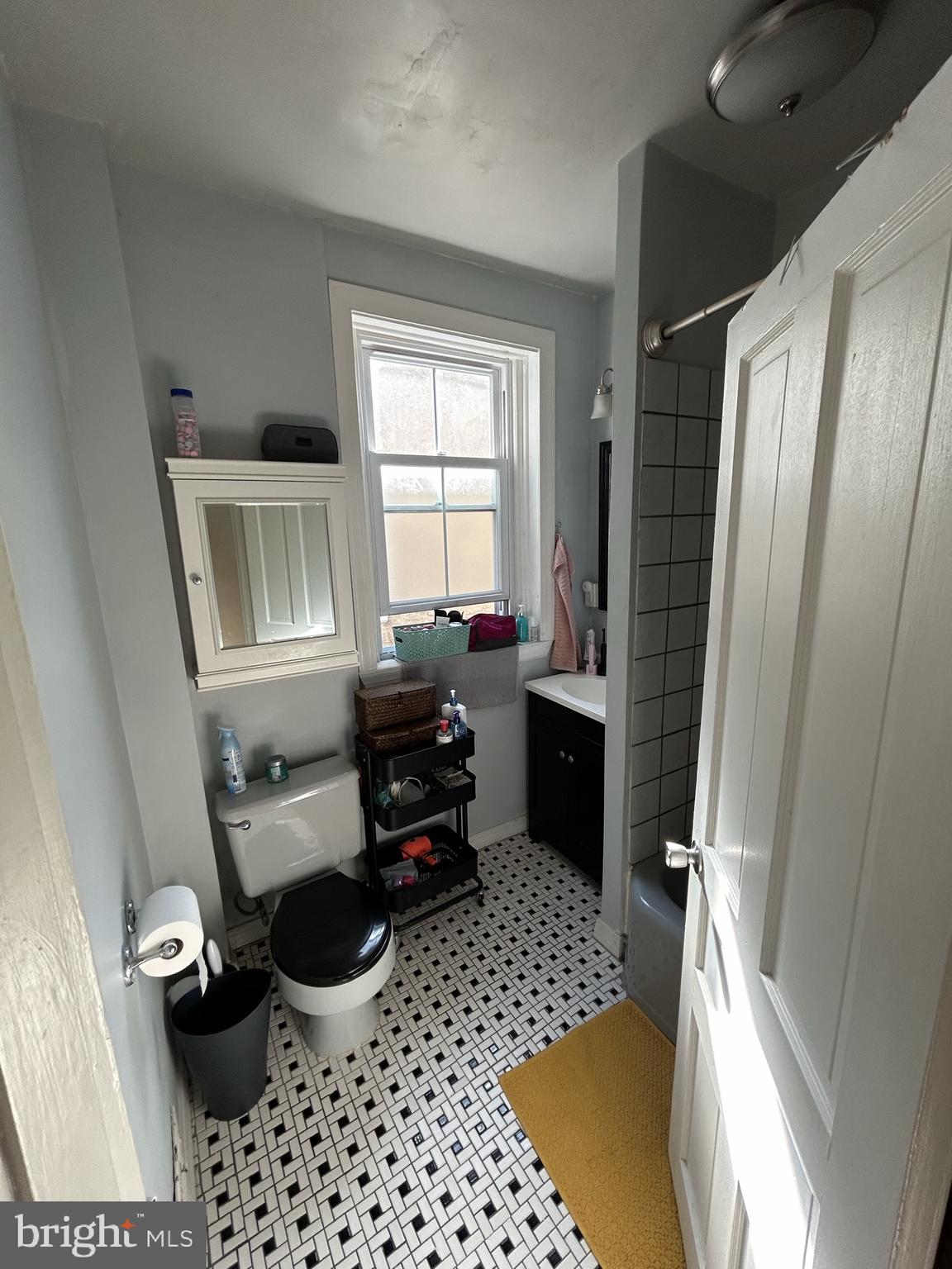 ROXBOROUGH - Residential Lease