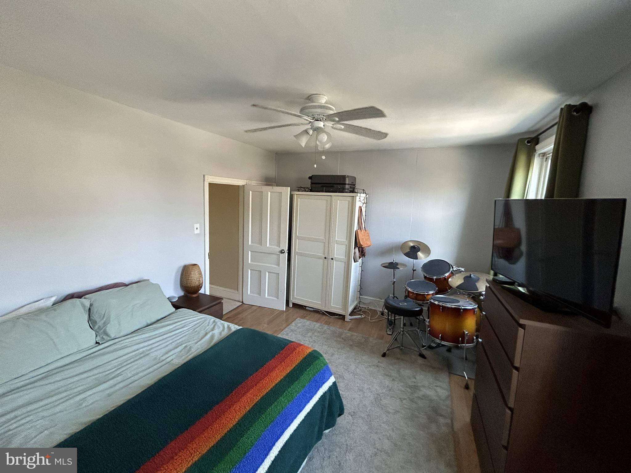 ROXBOROUGH - Residential Lease