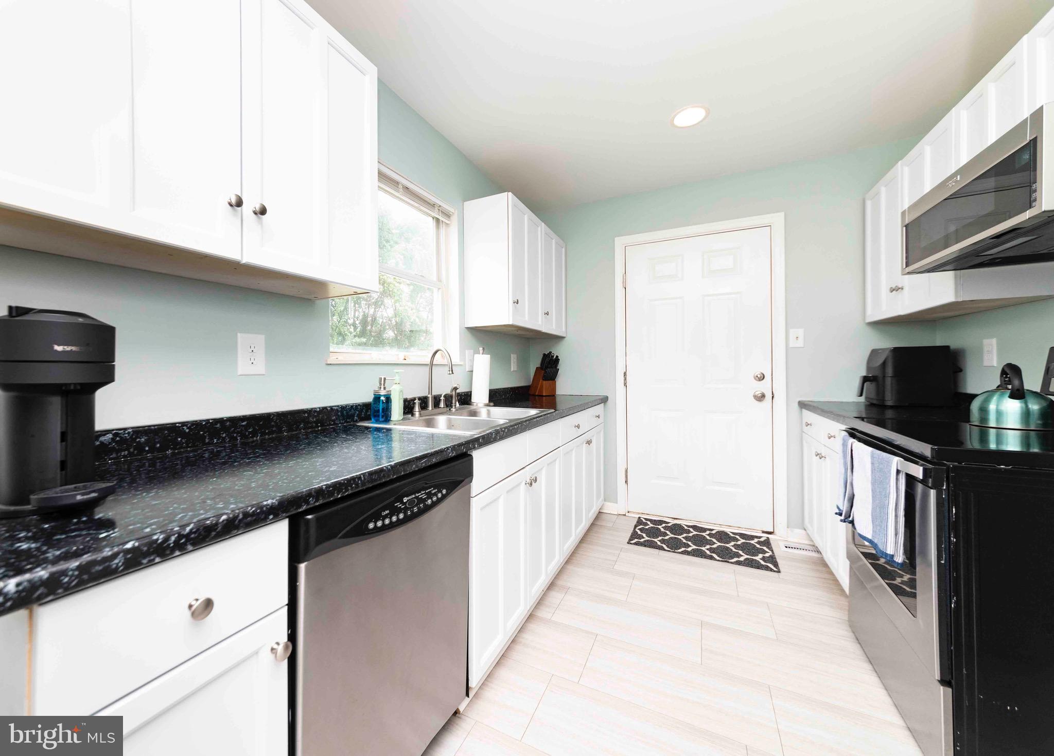 HARBOR VIEW - Residential