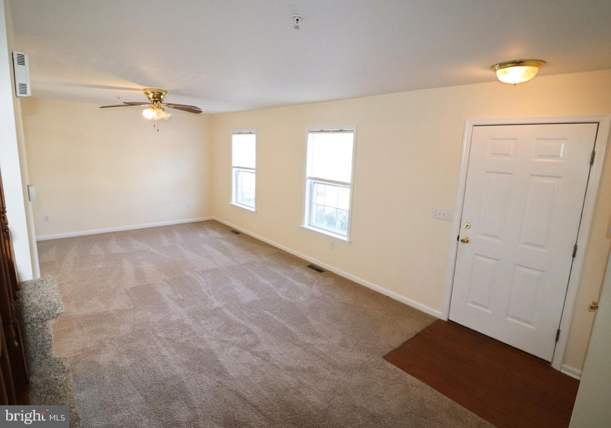 STONE GATE - Residential