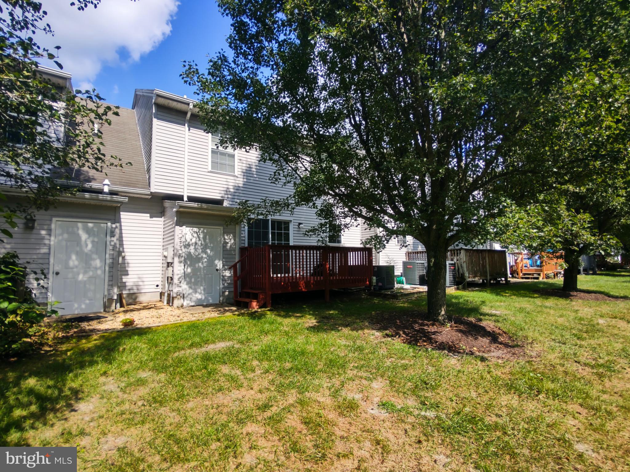 STONE GATE - Residential