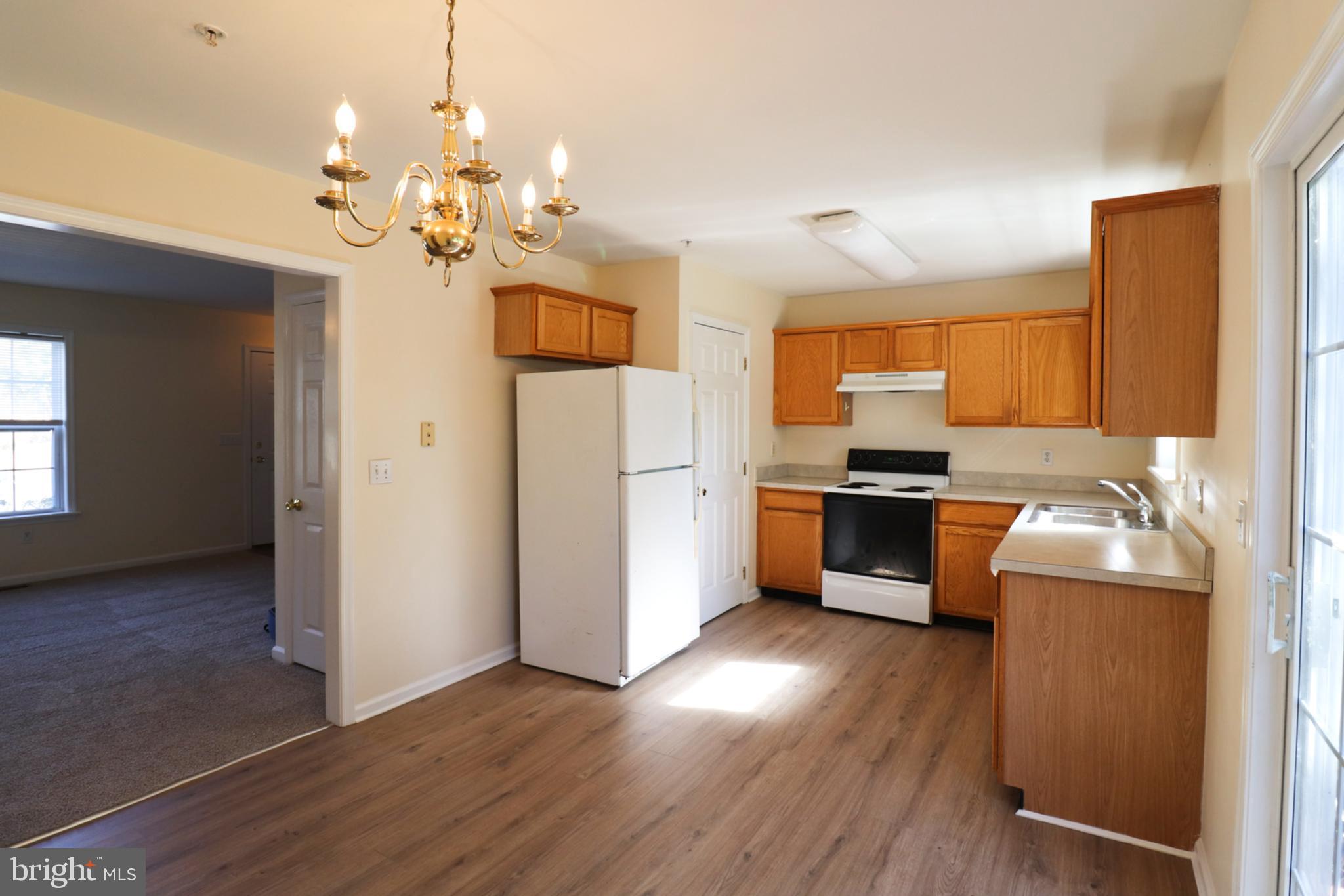 STONE GATE - Residential