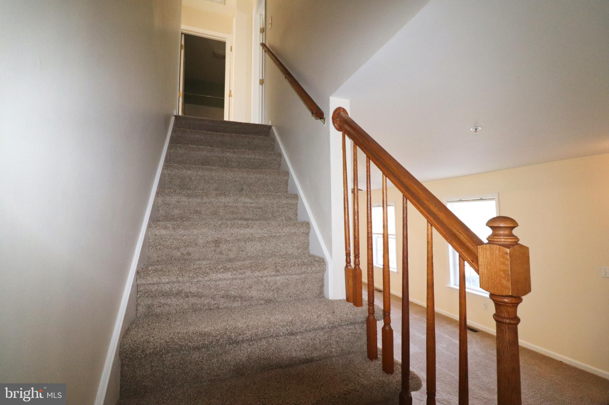 STONE GATE - Residential