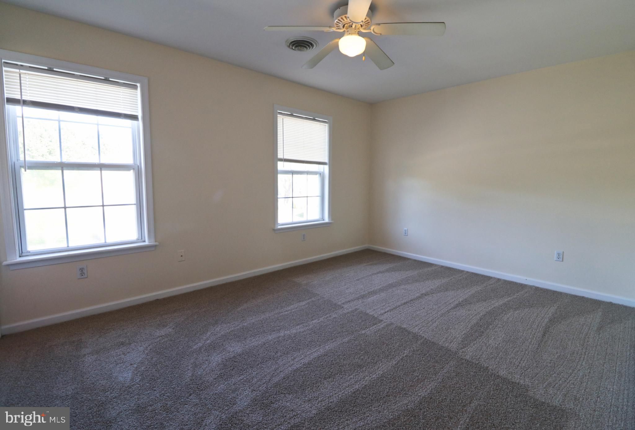 STONE GATE - Residential