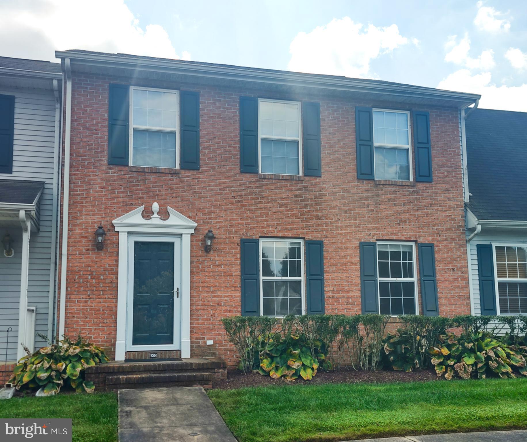 STONE GATE - Residential
