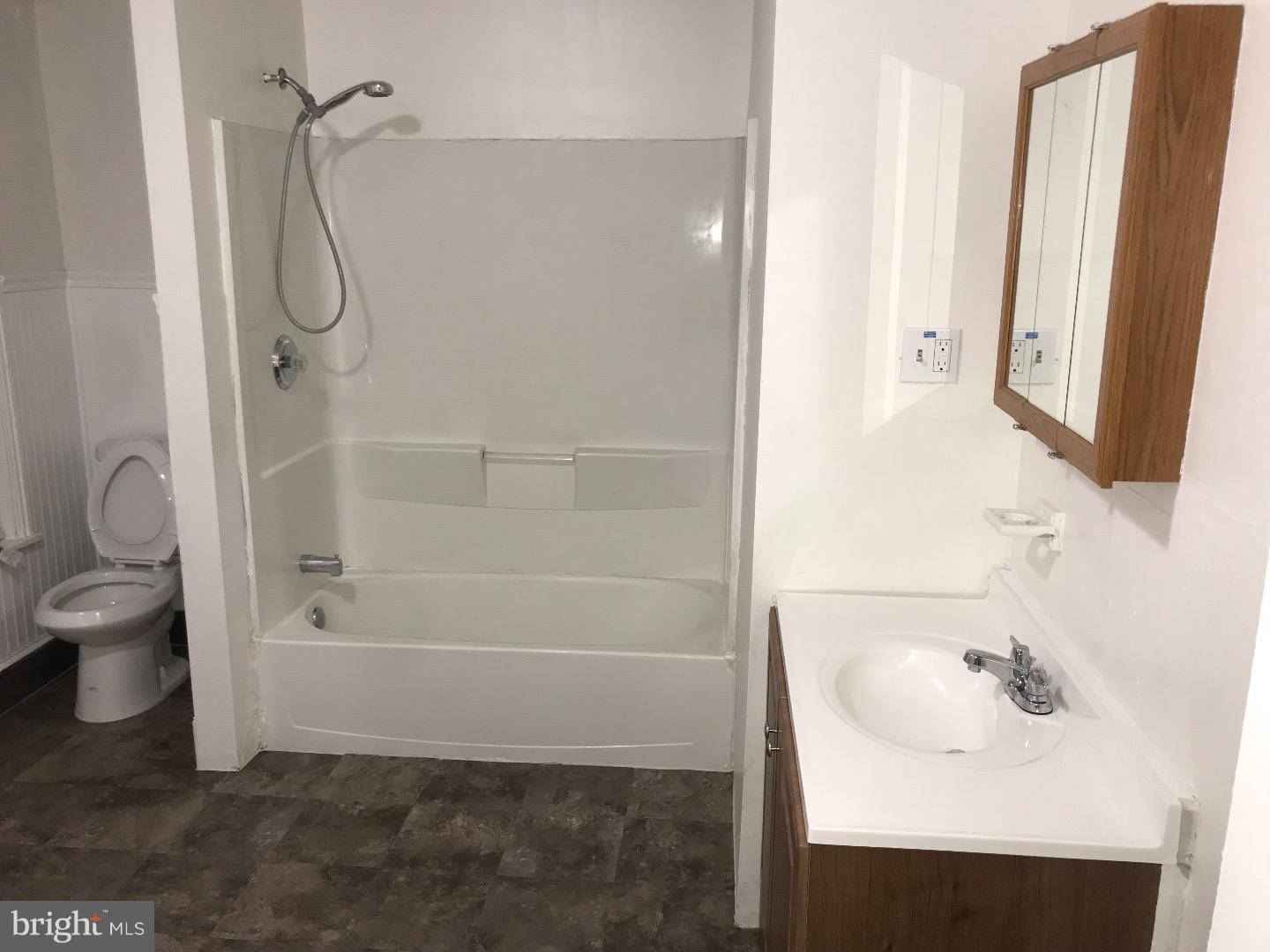 NORRISTOWN - Residential