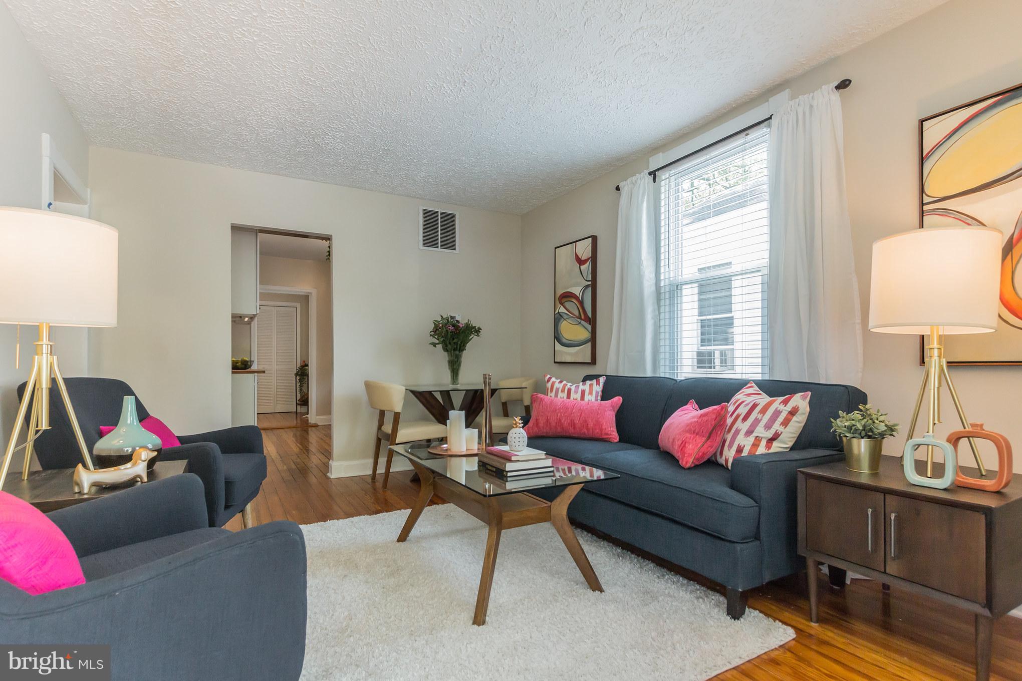 MT RAINIER- RHODE ISL AV - Residential