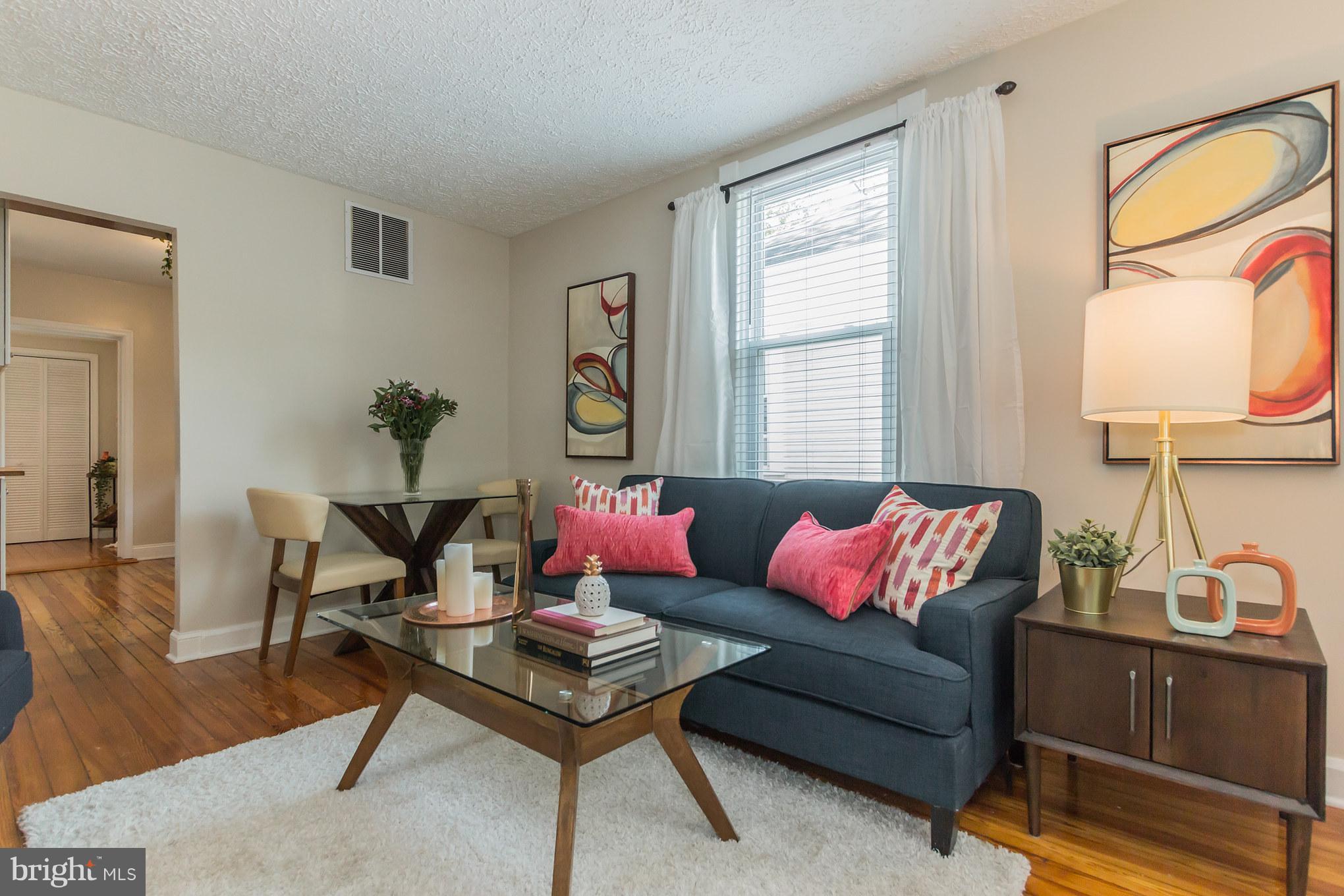 MT RAINIER- RHODE ISL AV - Residential