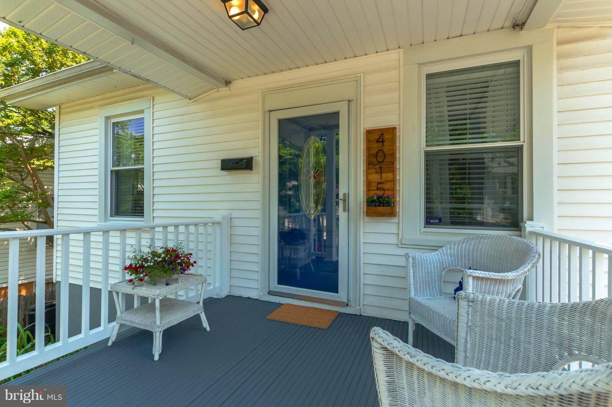 MT RAINIER- RHODE ISL AV - Residential