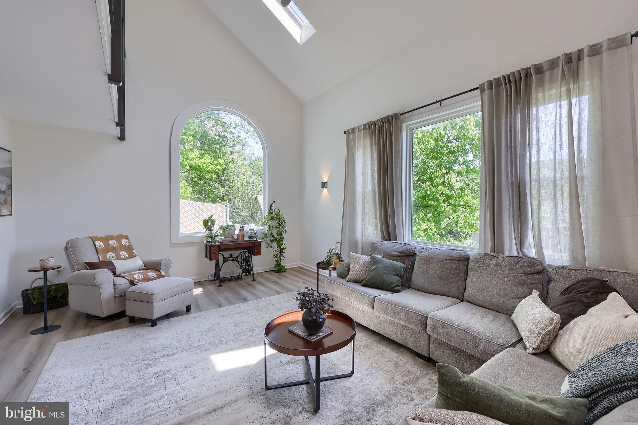 1321 VALLEY VIEW ROAD