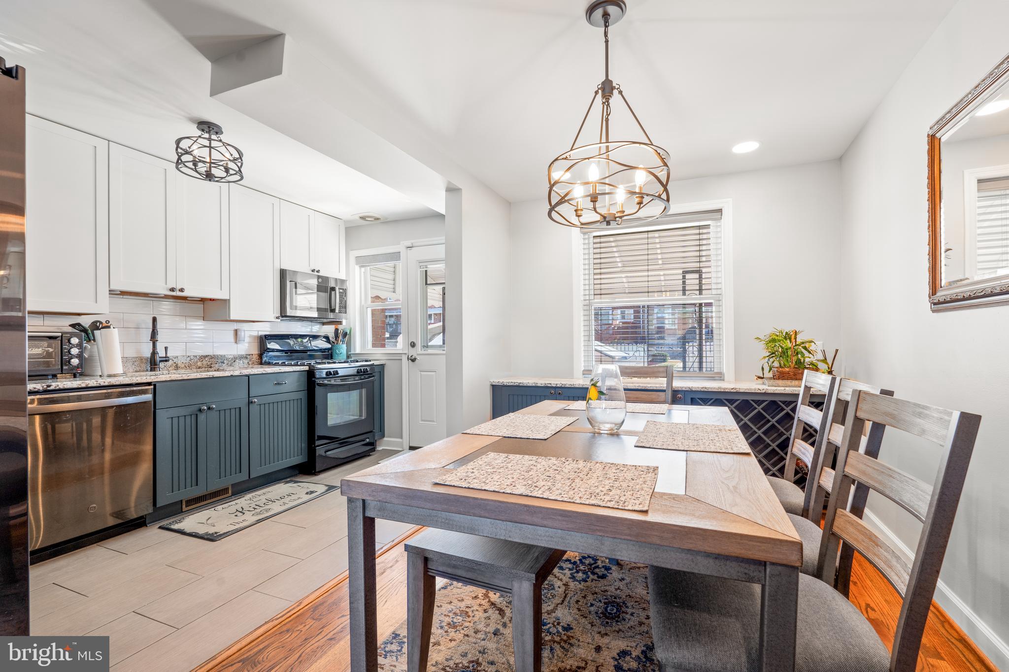 BEVERLY HILLS - Residential