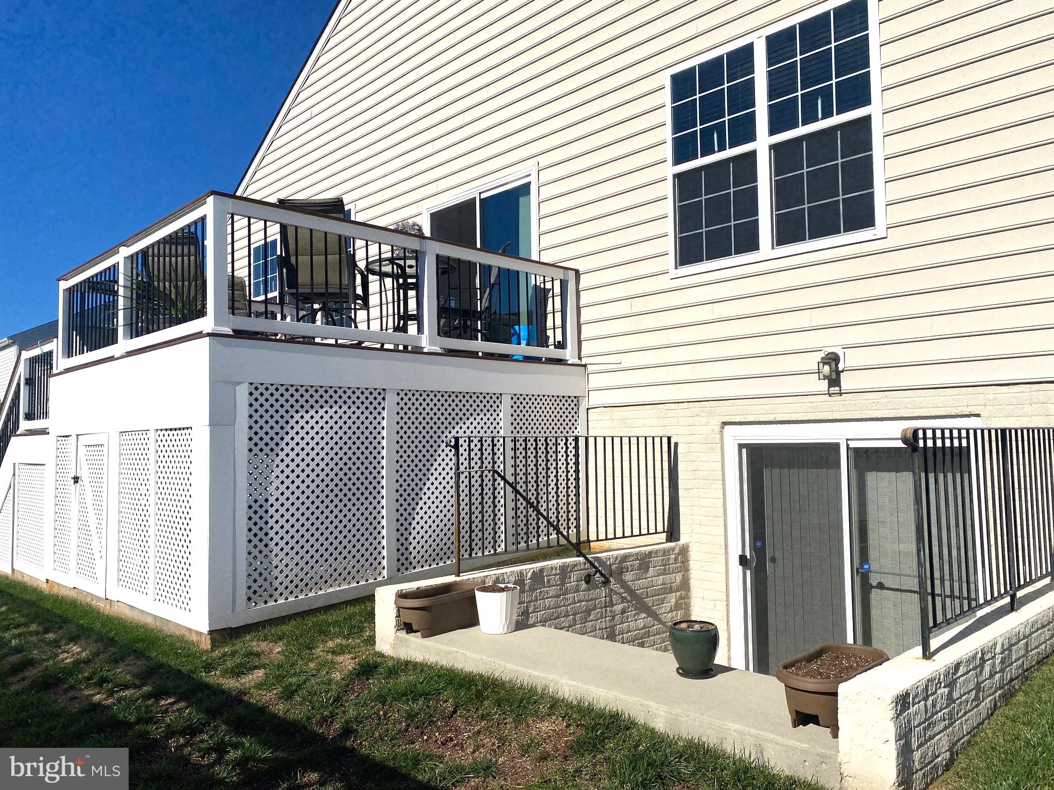 SHENANDOAH SPRINGS - Residential