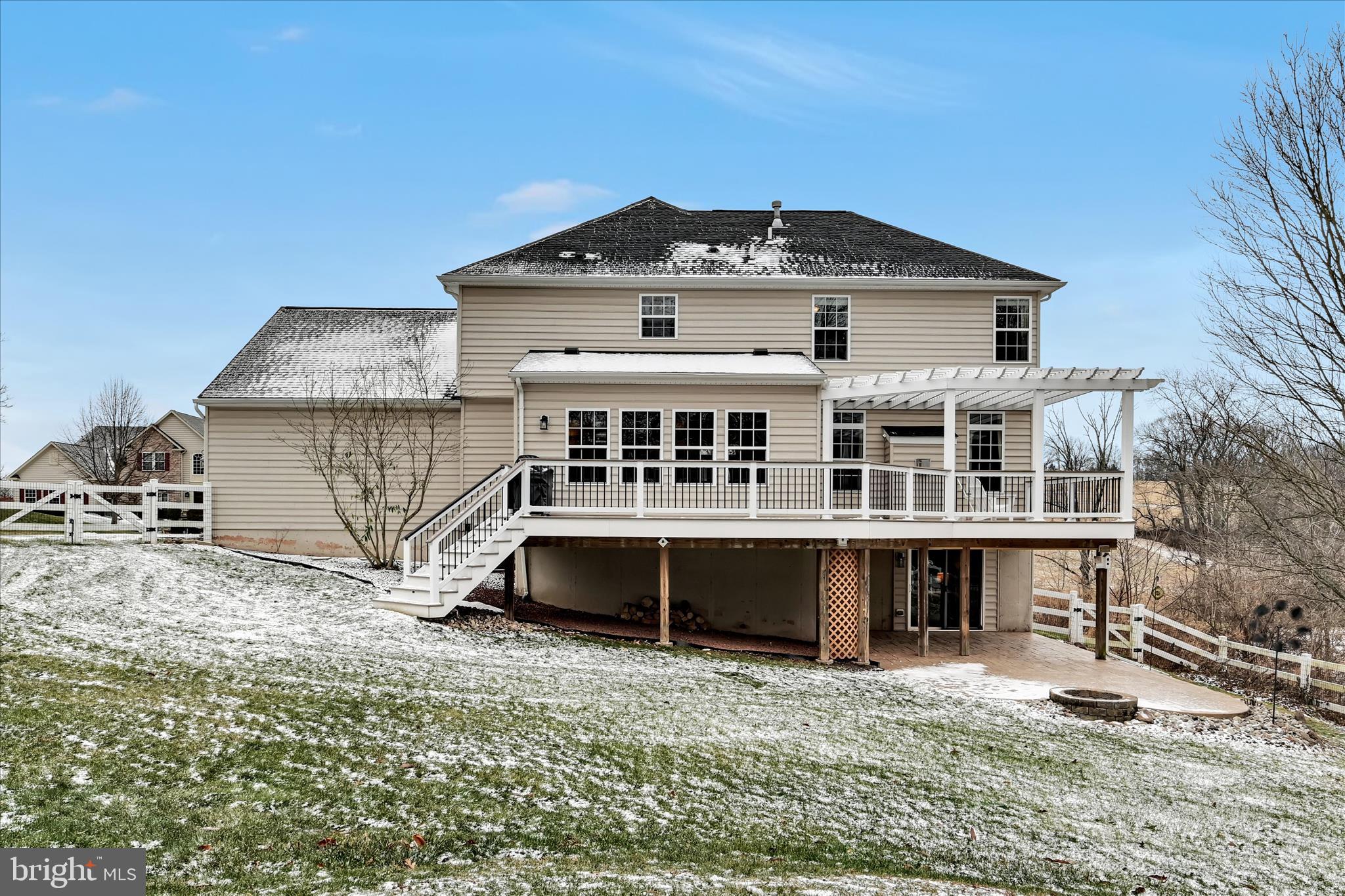 THE FIELDS AT CREEKV - Residential