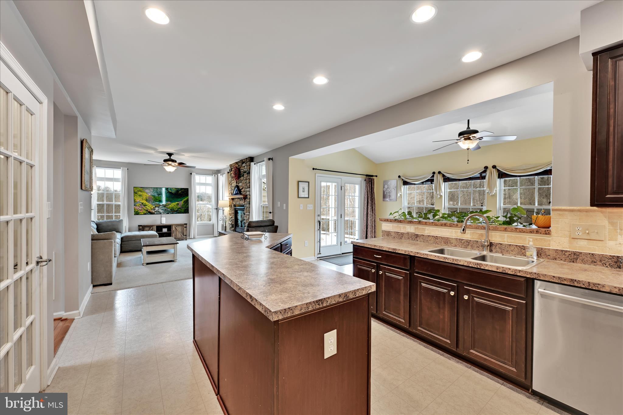 THE FIELDS AT CREEKV - Residential