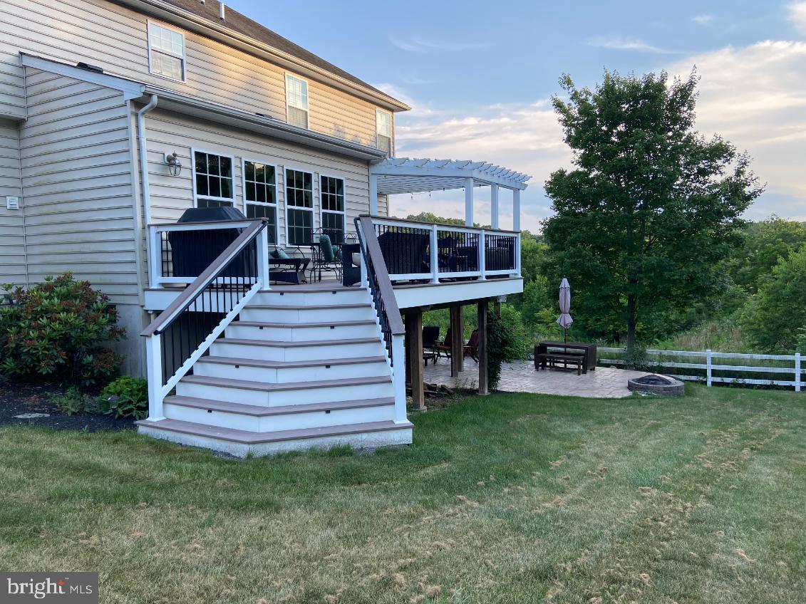 THE FIELDS AT CREEKV - Residential