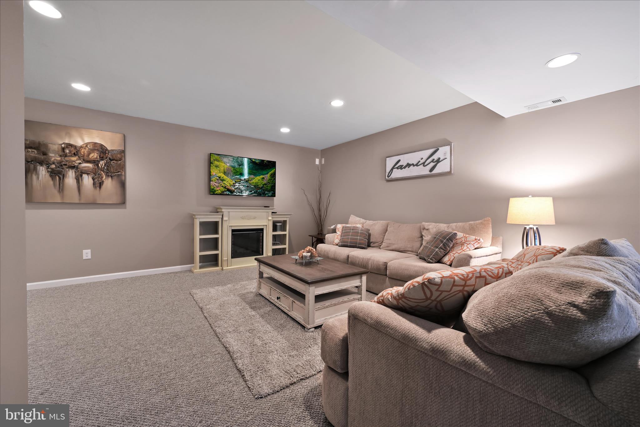 THE FIELDS AT CREEKV - Residential