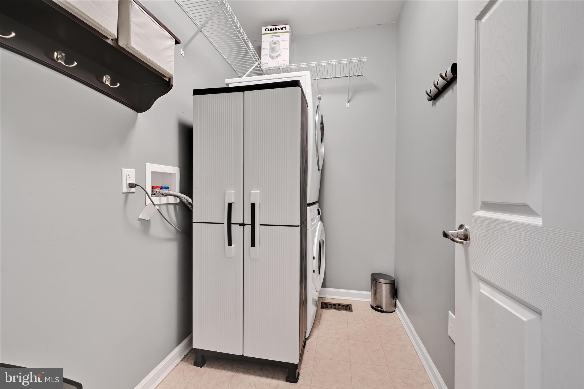 THE FIELDS AT CREEKV - Residential