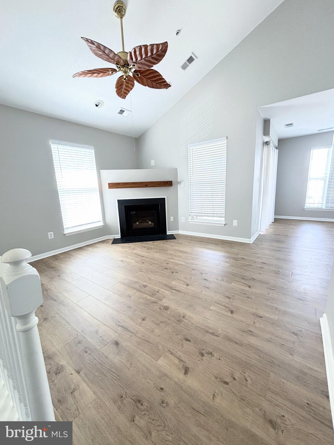 LAKESIDE AT SOUTH RIDING - Residential Lease