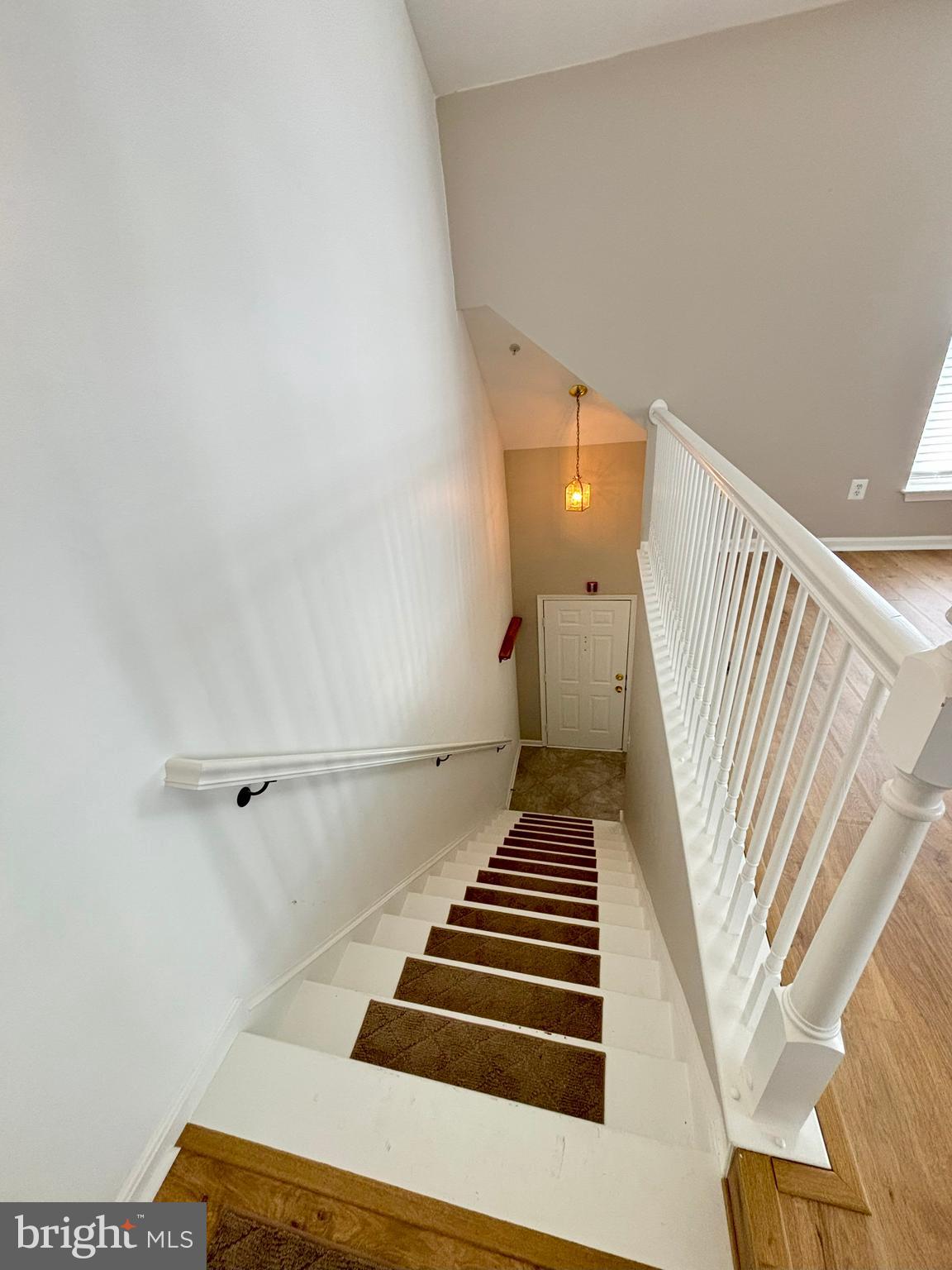 LAKESIDE AT SOUTH RIDING - Residential Lease